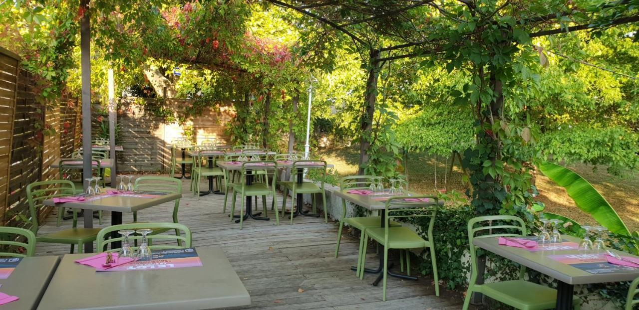 Hotel La Barguelonne Montcuq エクステリア 写真