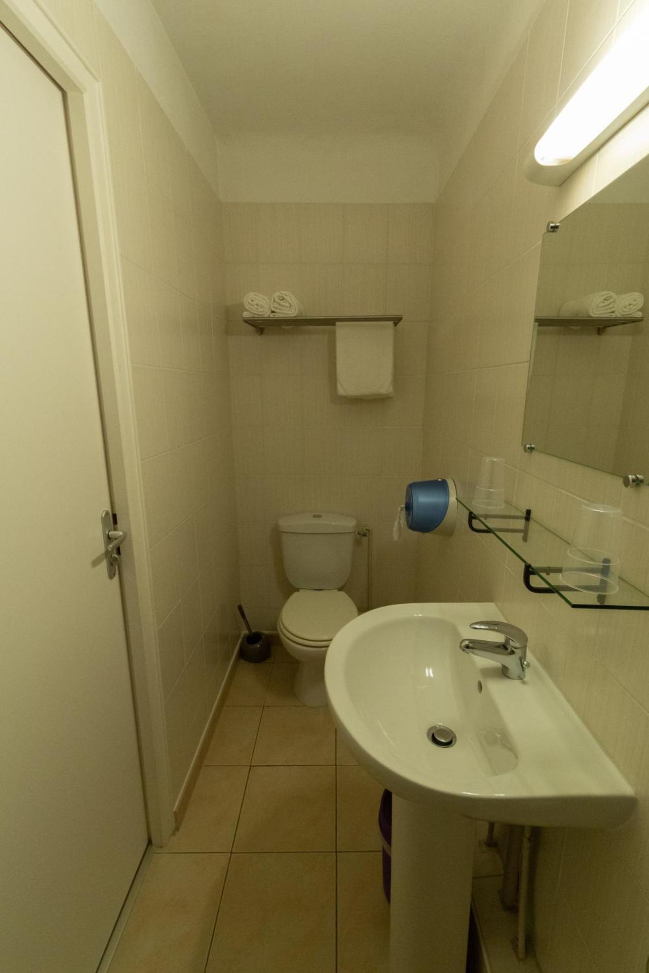 Hotel La Barguelonne Montcuq エクステリア 写真