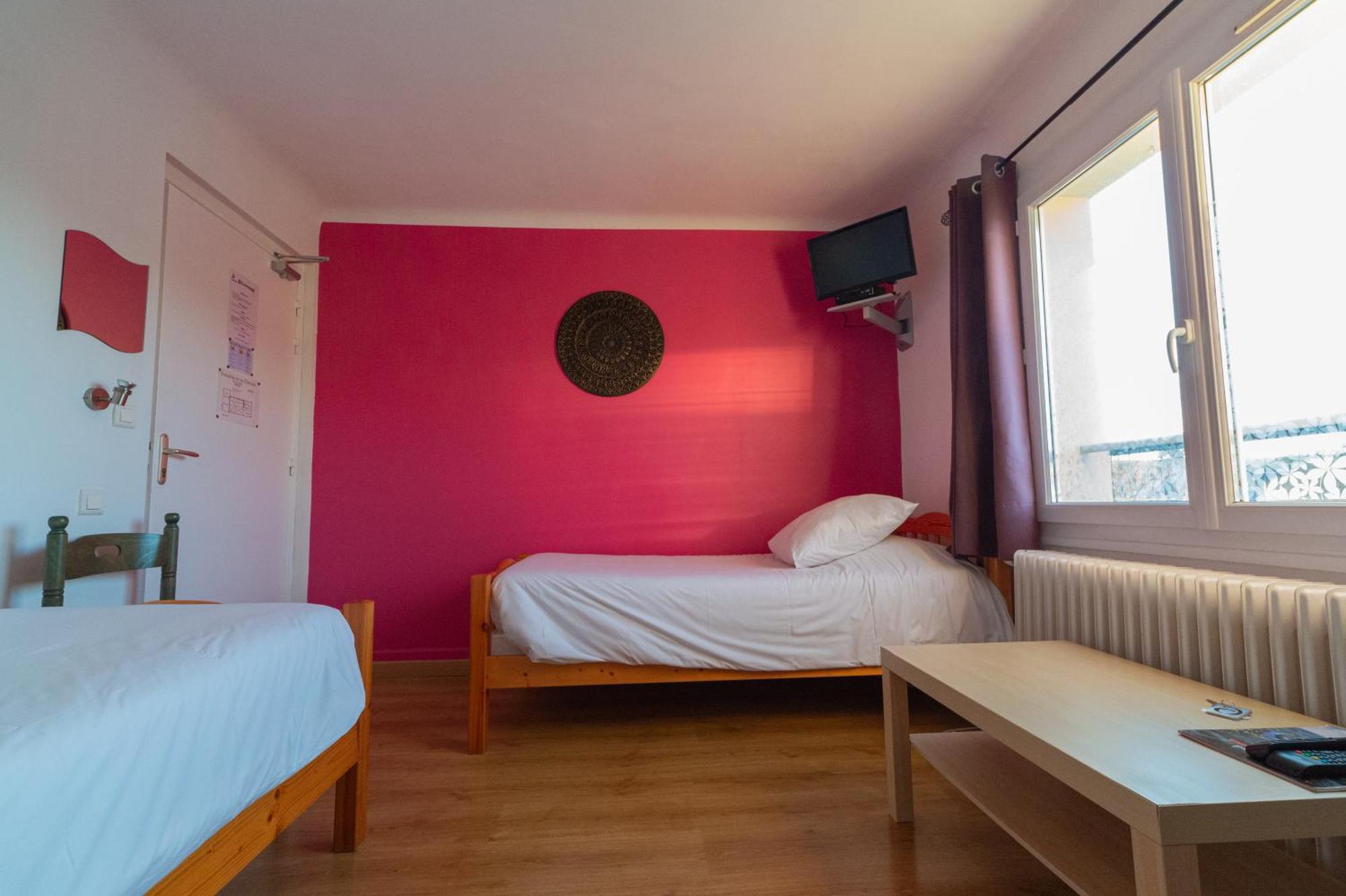 Hotel La Barguelonne Montcuq エクステリア 写真