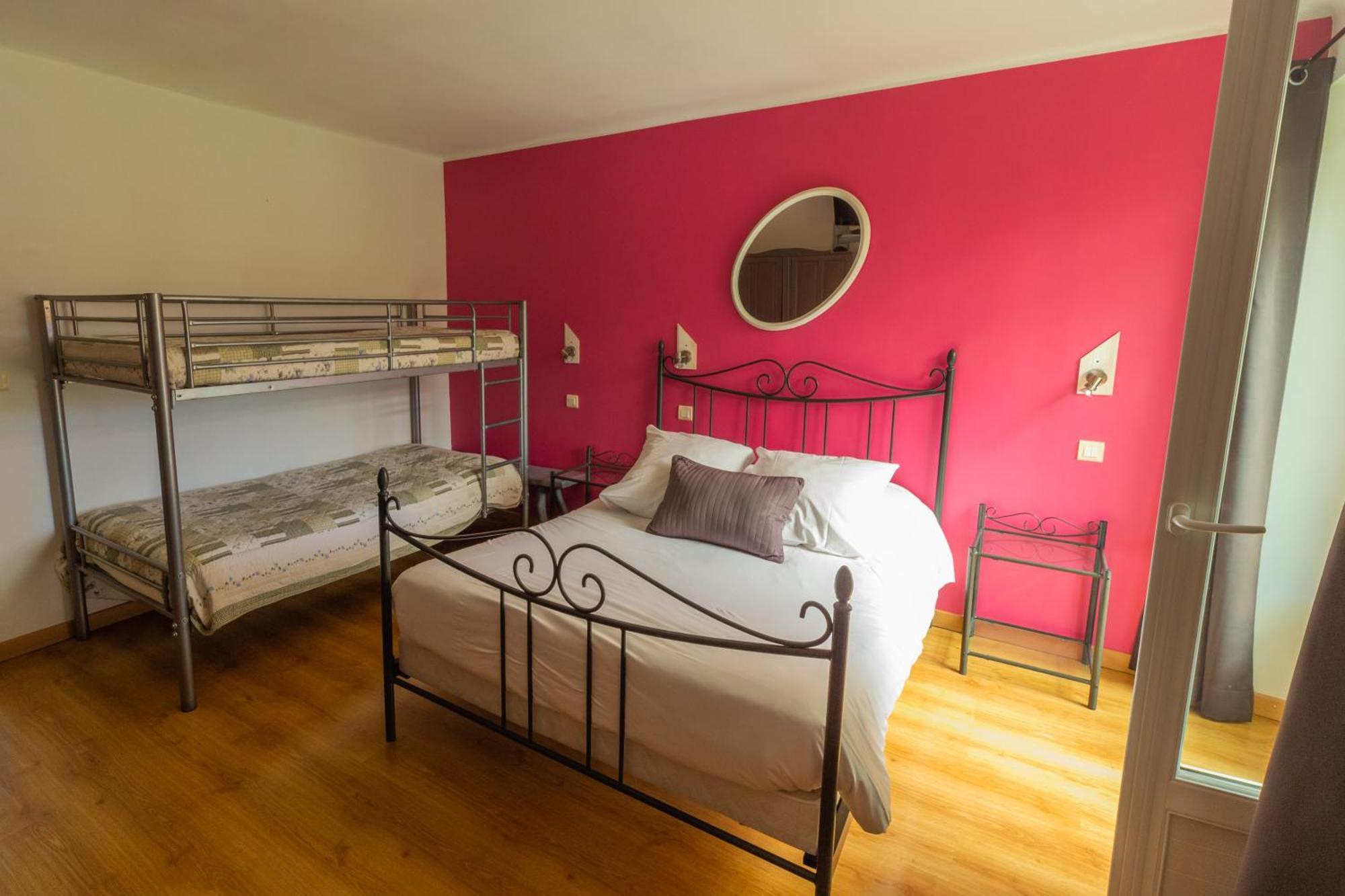 Hotel La Barguelonne Montcuq エクステリア 写真